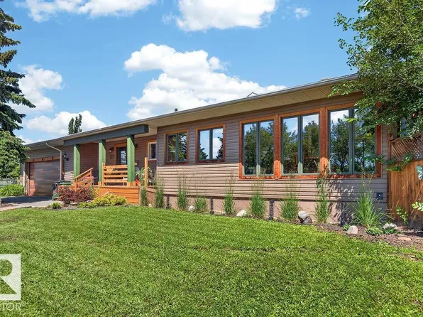 216 Wolf Willow Rd NW, Edmonton, AB T5T 5L8