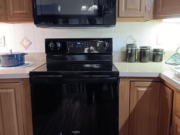 5th image of 4443 Drycott St