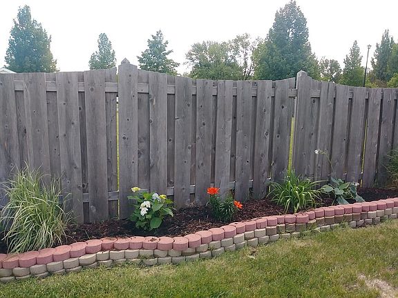 Side Yard Landscaping