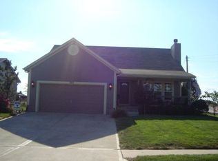 360 N Locust St, Gardner, KS 66030