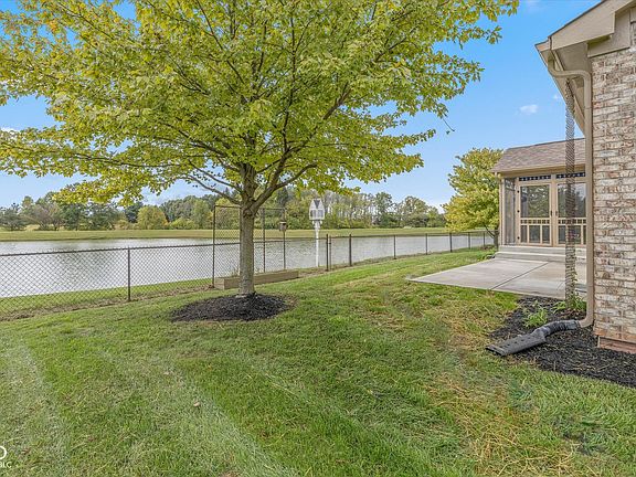 4th image of 1787 Brookview Dr