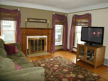 2nd image of 1525 Rockway Ave
