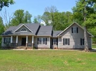 940 Windridge Rd, Friendsville, TN 37737