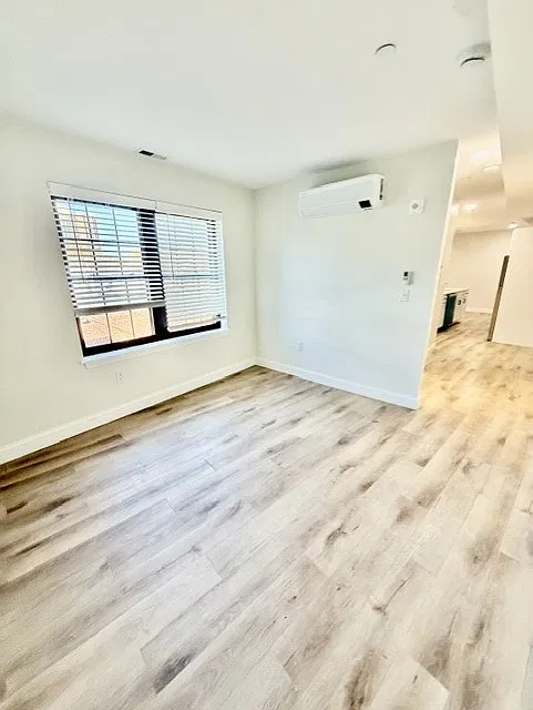 1 bed, 9999 sqft, $3,595 — Photo 4