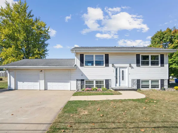 508 2nd St NE, Farley, IA 52046