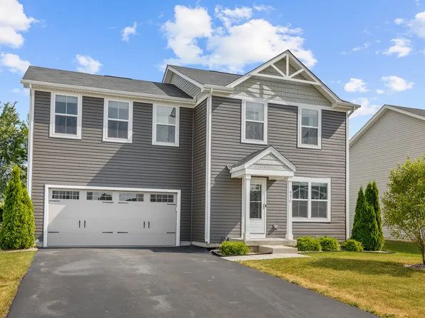 461 Campion Dr, Hampshire, IL 60140