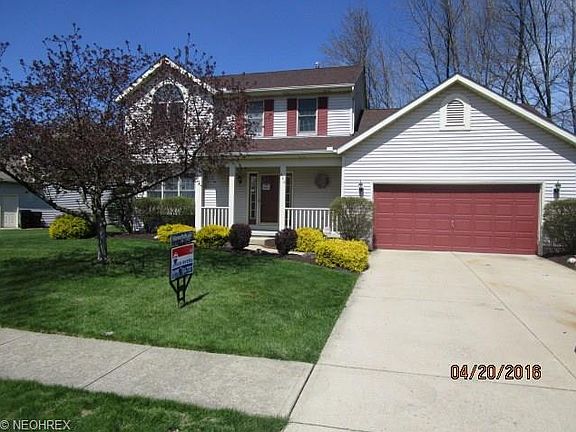 2nd image of 200 Carol Ln
