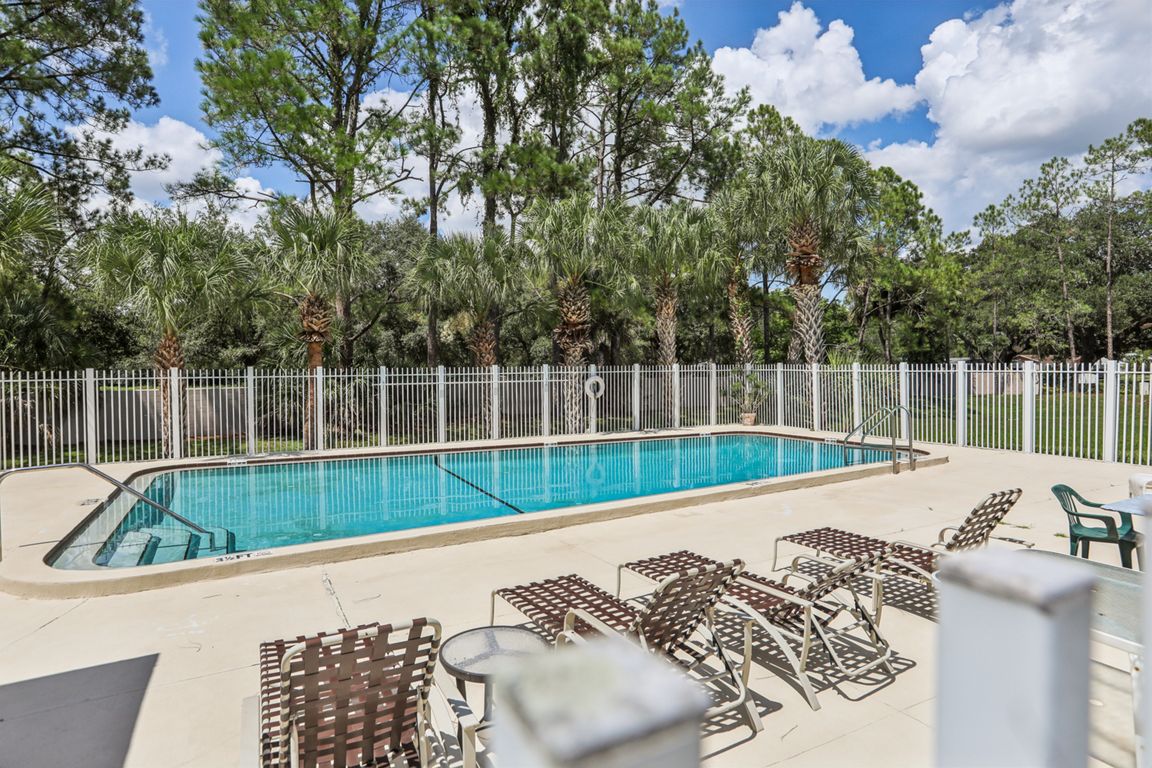 Forest Hills Cir-0508-901.jpg