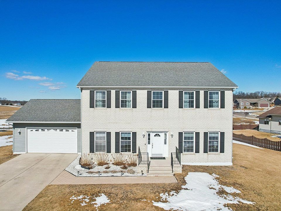 1st image of 560 Hosanna Heights Ct