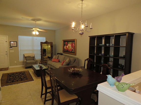 3rd image of 3682 Summerlin Ln