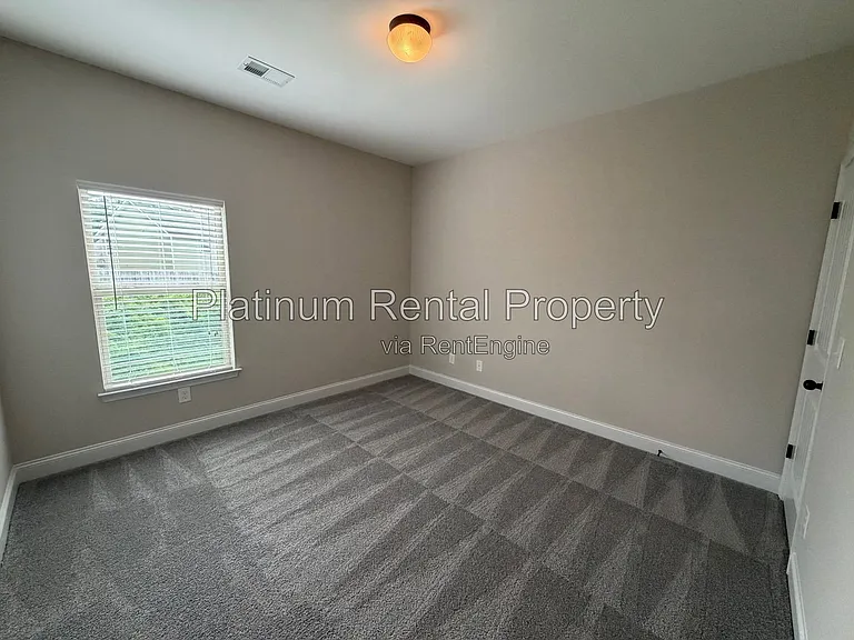 5075 Rialto Way — Photo 24