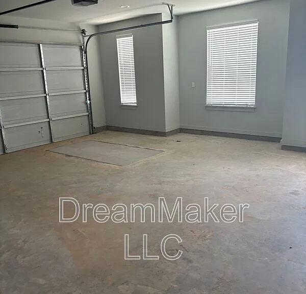 5381 Red Maple Ave — Photo 15