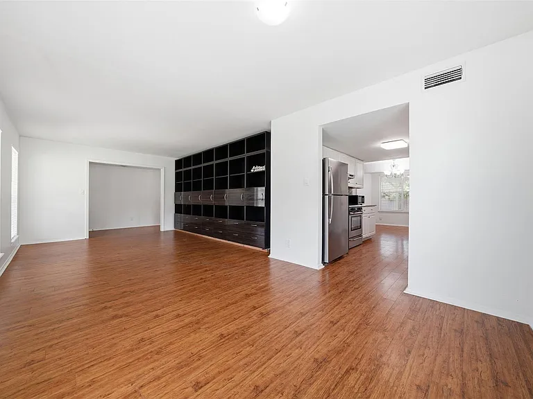 9005 Blue Quail Dr — Photo 17