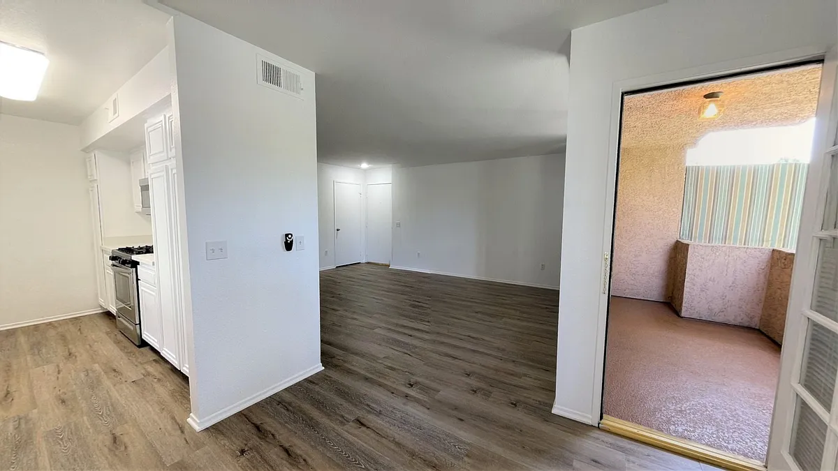 Building Photo - 5300 Kester Avenue