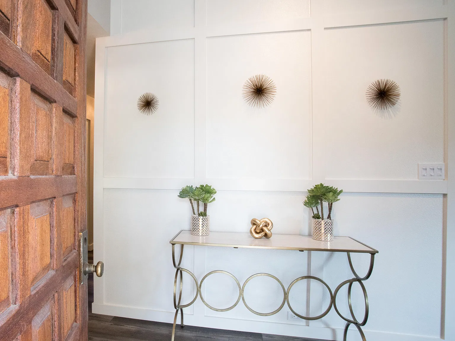 2 bed, $6,000 — Photo 2