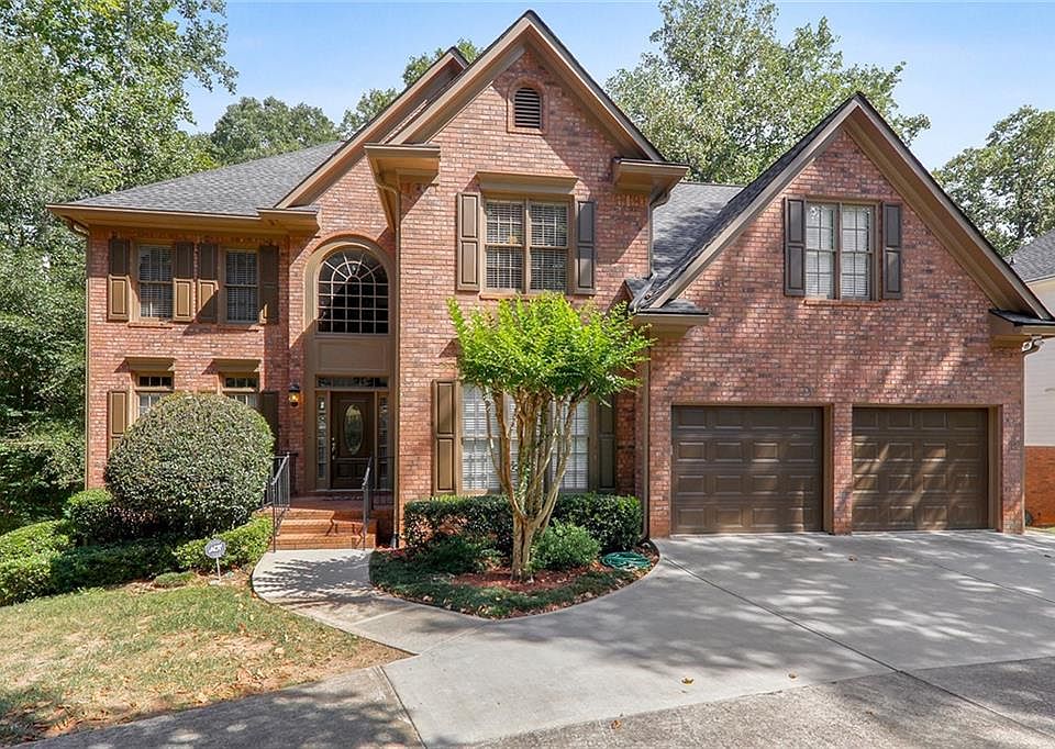 1st image of 445 Woodbrook Way