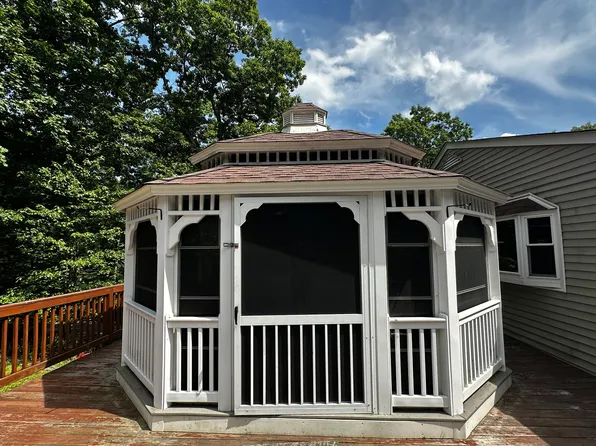 64 Yankee Lake Rd, Wurtsboro, NY