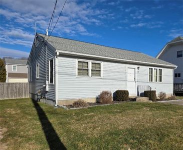 39 Elizabeth Rd, Narragansett, RI, 02882