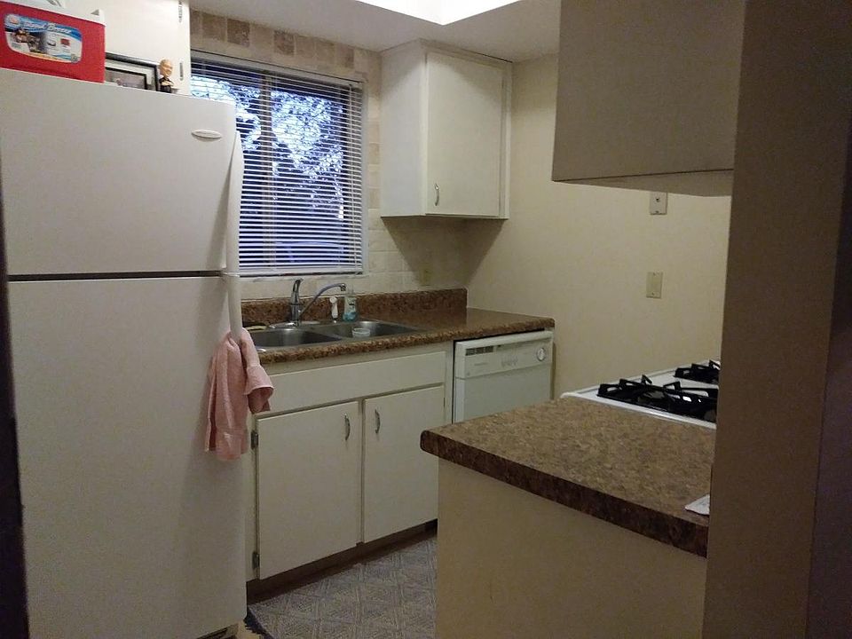 1st image of 2013 San Marcos Dr SE #1