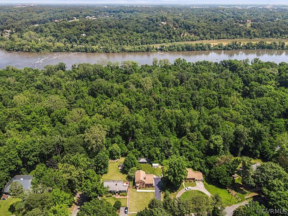 4th image of 6914 Bluff Dr