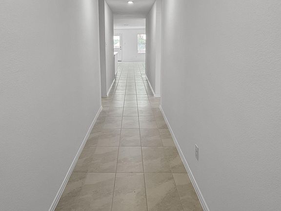 4th image of 2553 Eden Creek Dr