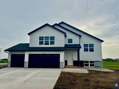 2900 S Copper Creek Ave, Sioux Falls, SD, 57110