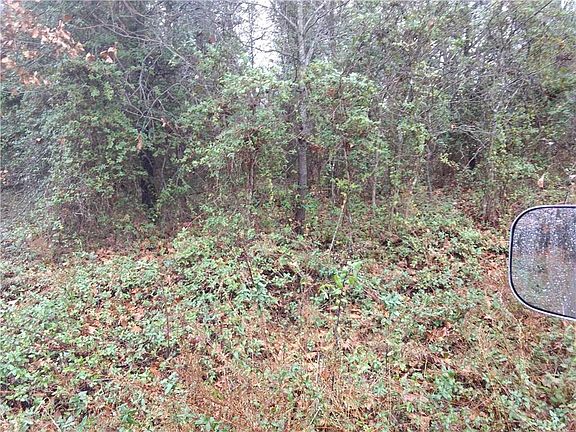 2nd image of 9 Wendike Ln