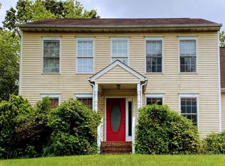 9 Brown Cir, Fredericksburg, VA 22405