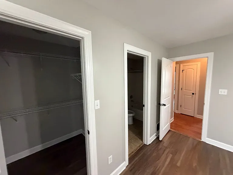 8898 Rasco Hills Cv — Photo 10