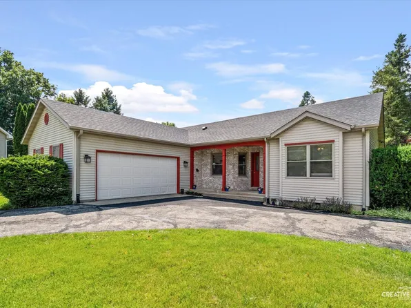 435 N Hickory St, Waterman, IL 60556
