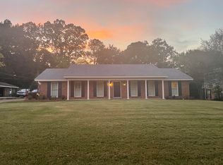 1726 Fairforest Dr, Montgomery, AL 36106