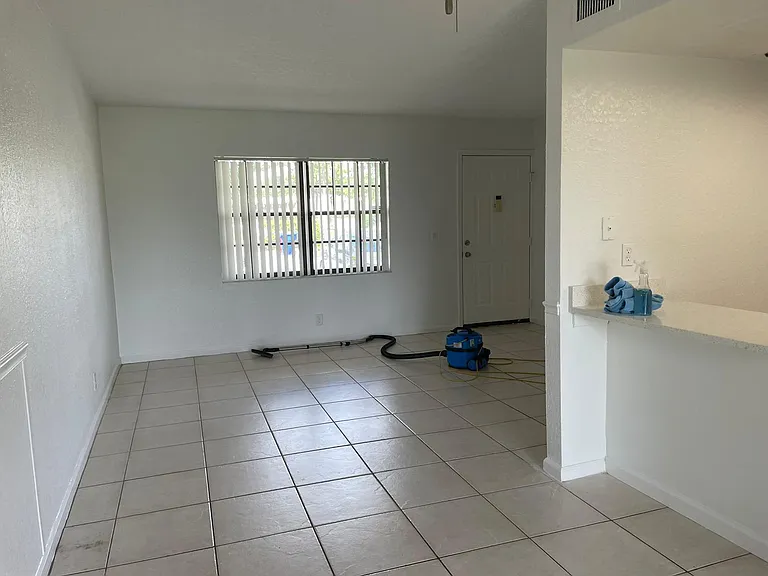4101 Oak Terrace Dr — Photo 3