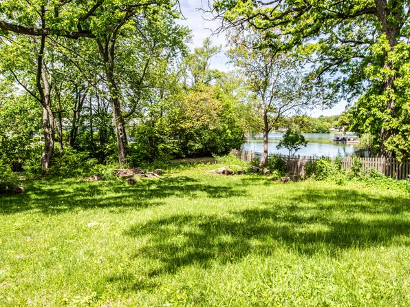 23780 N South Lakewood Ln, Lake Zurich, IL 60047