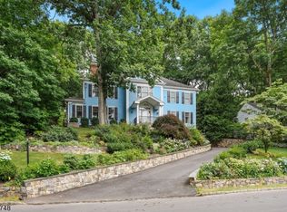 82 Druid Hill Rd, Summit, NJ 07901