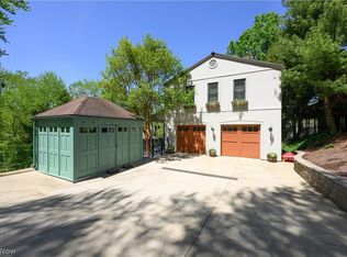 153 Spruce Dr NW, North Canton, OH 44720
