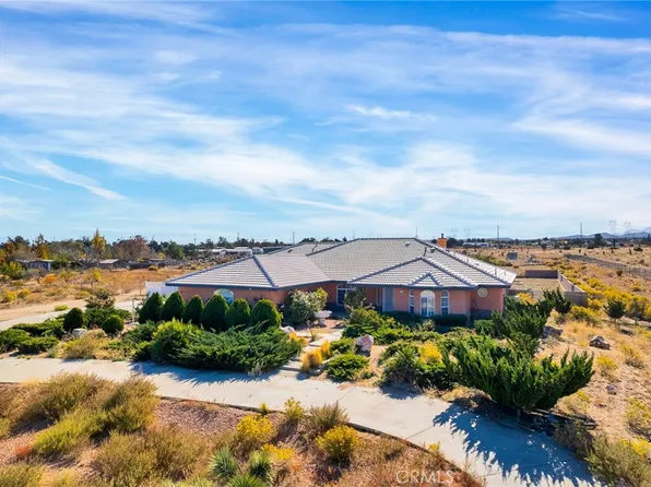 7175 White Fox Trl, Phelan, CA 92371