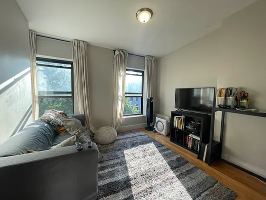 Rented by Corcoran | media 2