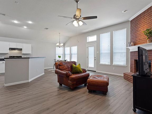 5th image of 1314 Beacon Hill Dr