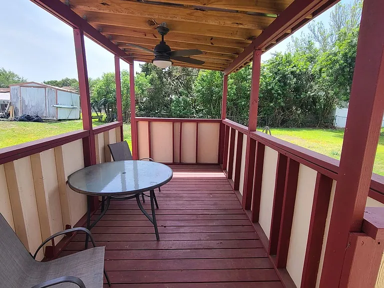 720 W Tropicana Ct — Photo 15