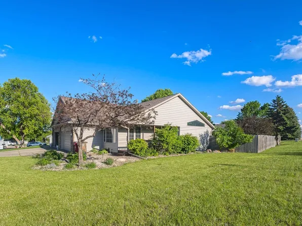 1201 E 61st St, Sioux Falls, SD 57108