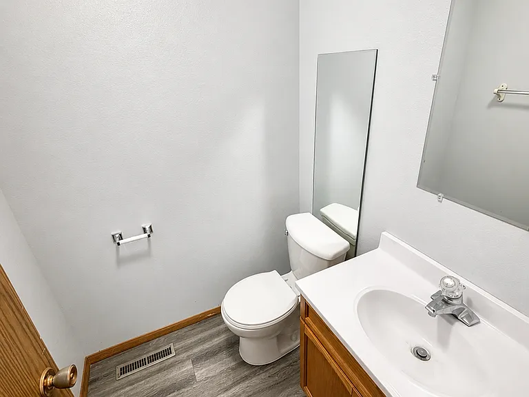 4007 Heritage Rd — Photo 6