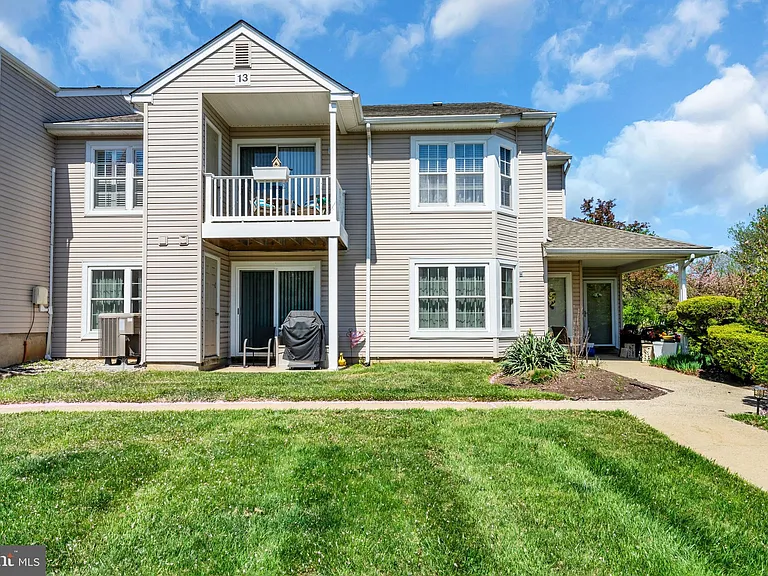 1307 Bennett Pl — Photo 40