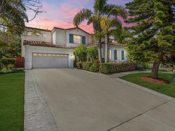 2326 Byron Pl, Carlsbad, CA 92008