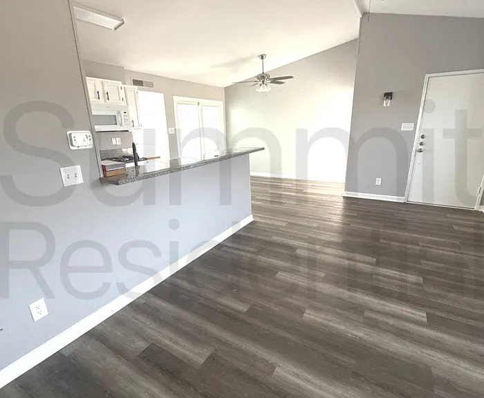 6078 Dooley Dr — Photo 9