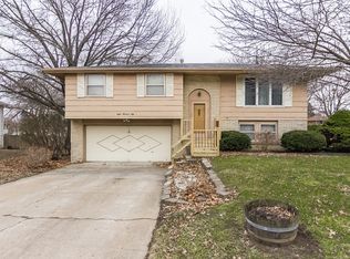 850 Main St, Carlisle, IA 50047