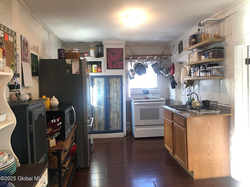 4th image of 22 Rice Lane