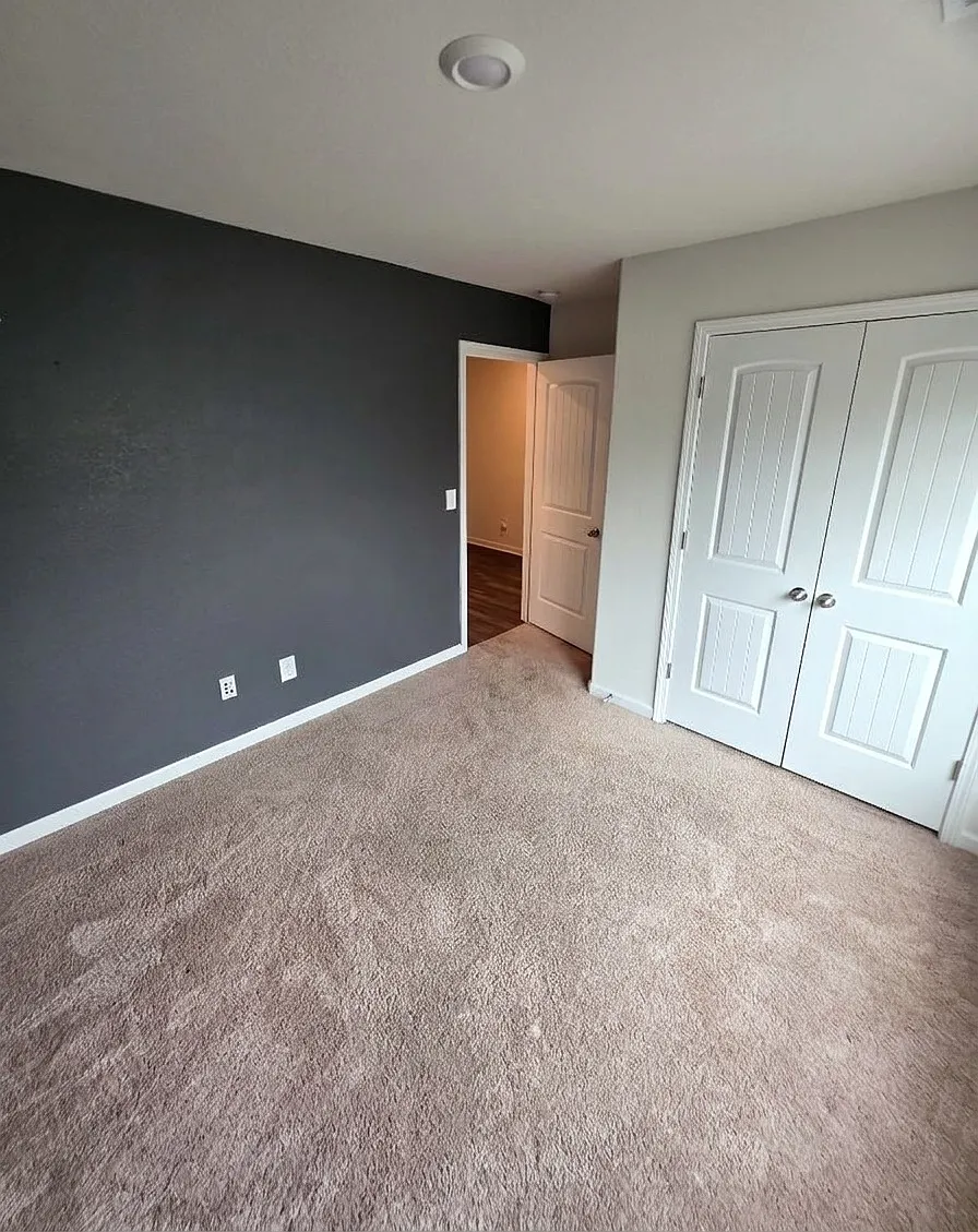 3 bed, 2.0 bath, 1317 sqft, $1,900 — Photo 4