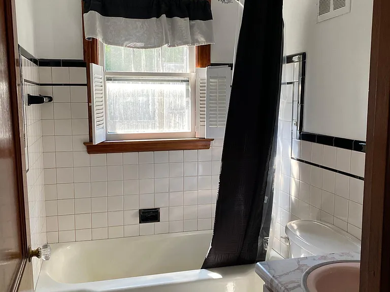 14 Chestnut St — Photo 8