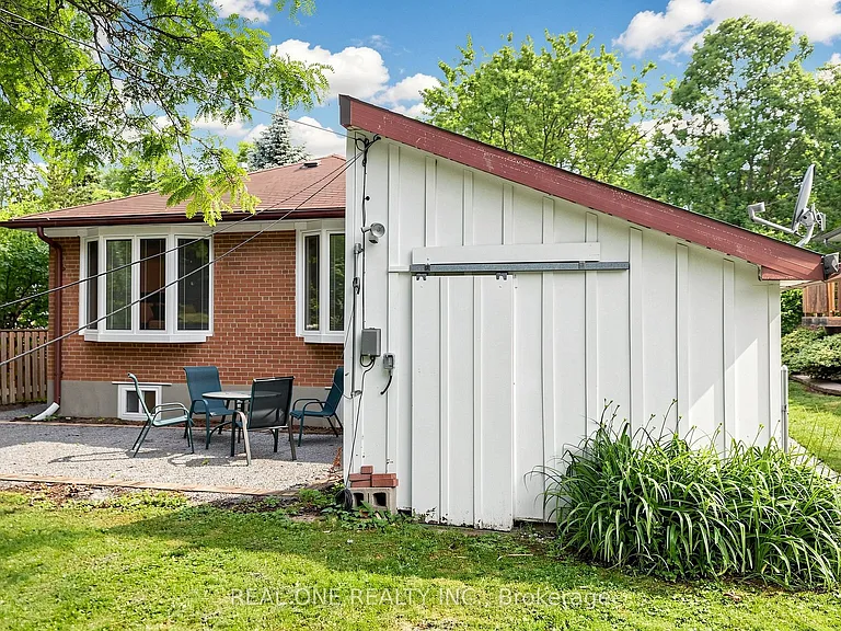 49 Bayview Pkwy #BASEMENT — Photo 24