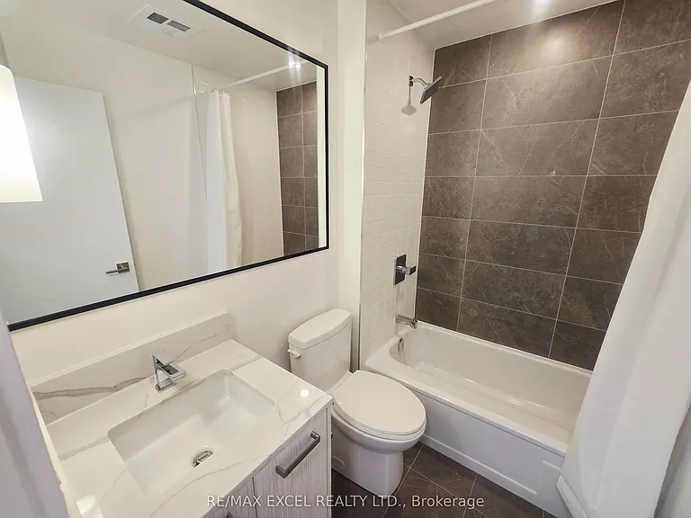 65 Curlew Dr #206 — Photo 11